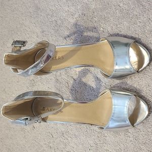 Women Silver Slippers